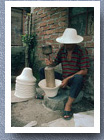 Making a panama hat, Volcan Galeras