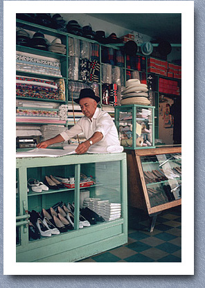 Shop selling clothes material, San Agustin